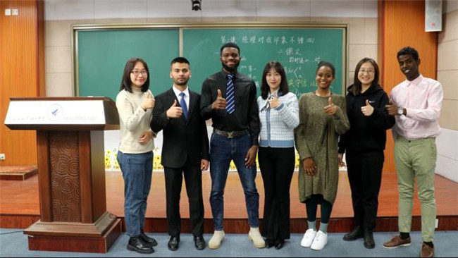 沈阳航空航天大学国际教育学院举办“汉教英雄会”教学研讨会3.jpg